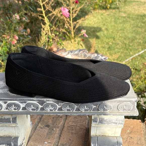 VIVAIA Black Women's Flats - Picture 3 of 7